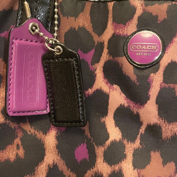 Coach leopard animal Print Tote in Purple, tan and Black - Picture 2 of 10